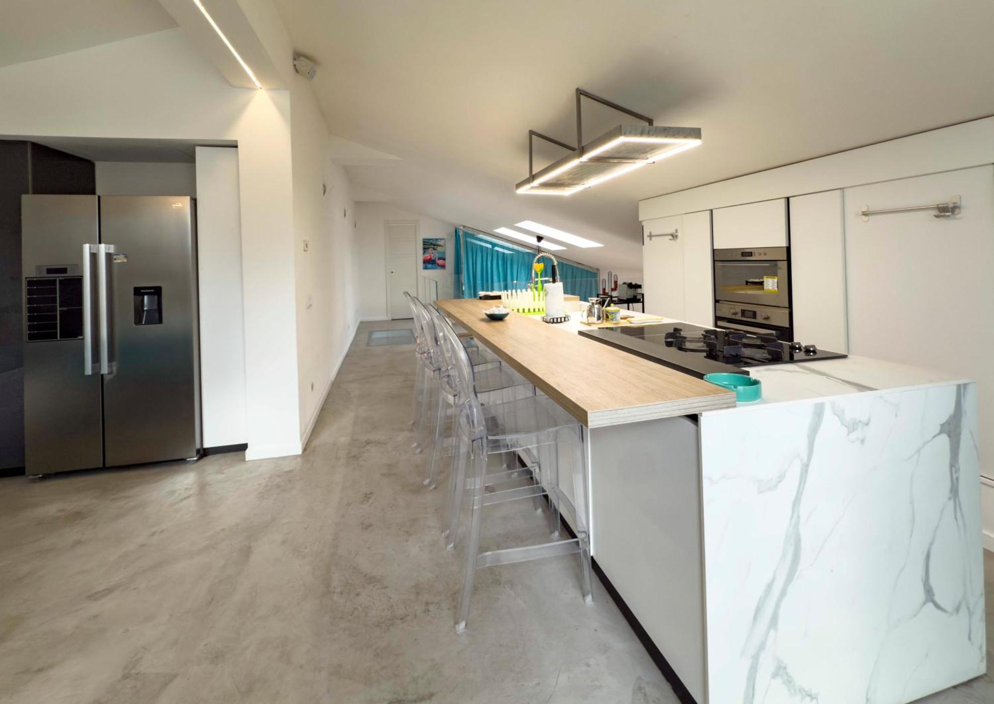 Luxury Vatican Ph Apartment